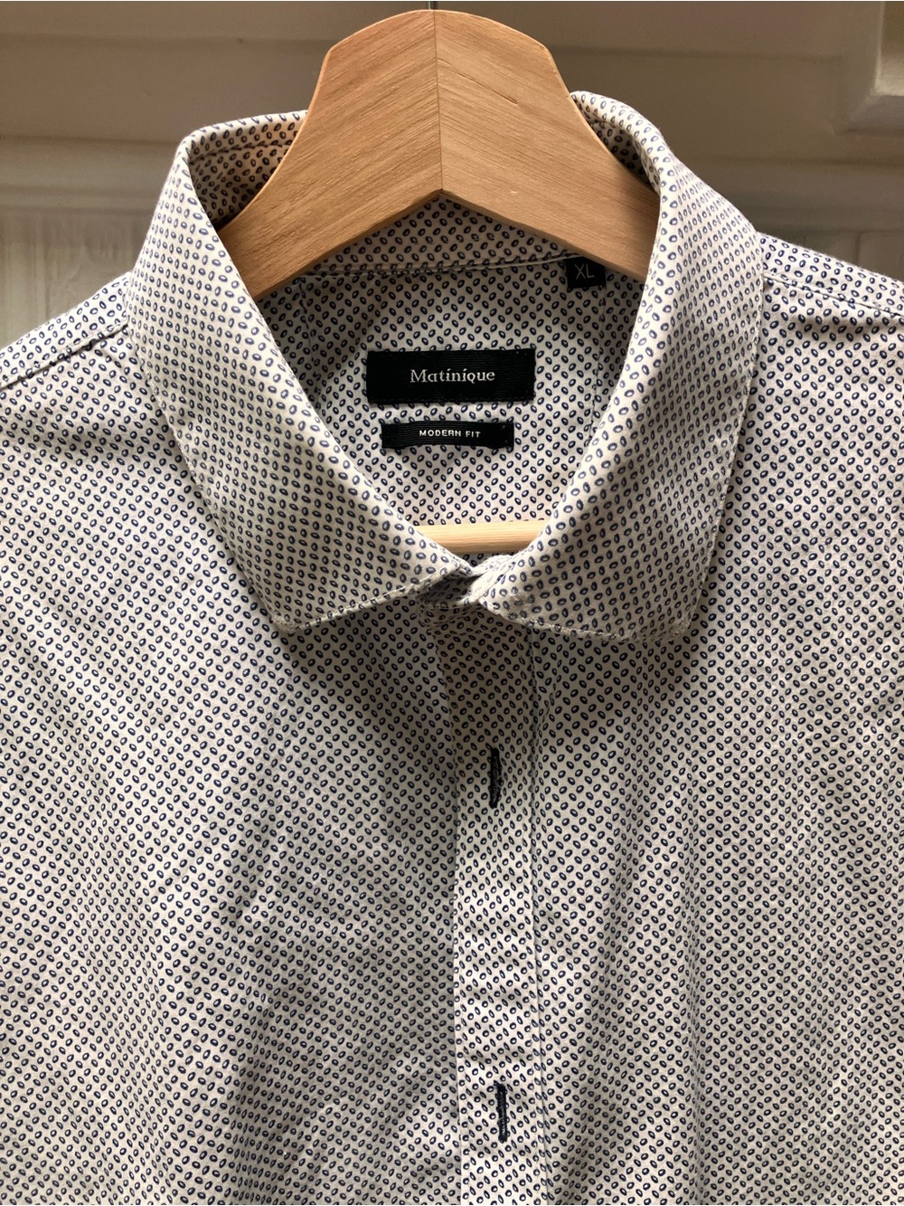 Matinique Modern Fit White Shirt with Navy Micro Dot